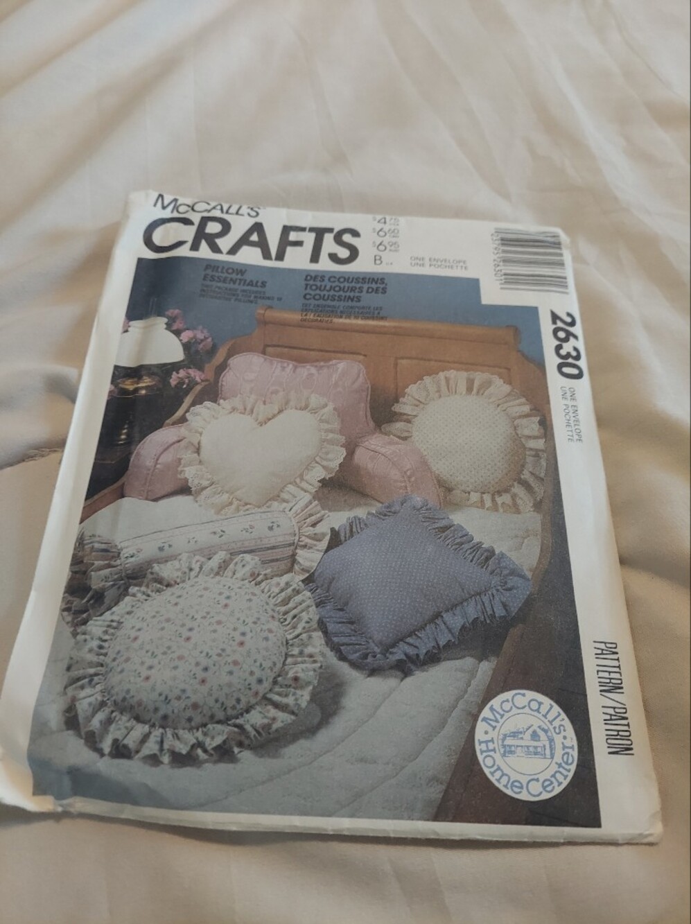 McCalls 2630 Sewing Pattern Vintage Ruffled Decorative Pillow Essentials Craft